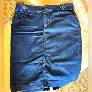 Banana Republic denim pencil skirt size 4